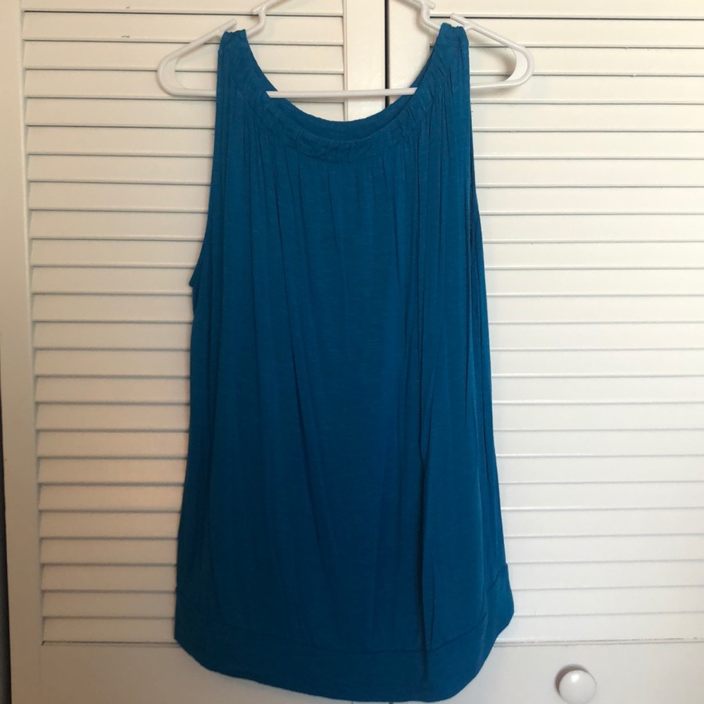 Sleeveless top